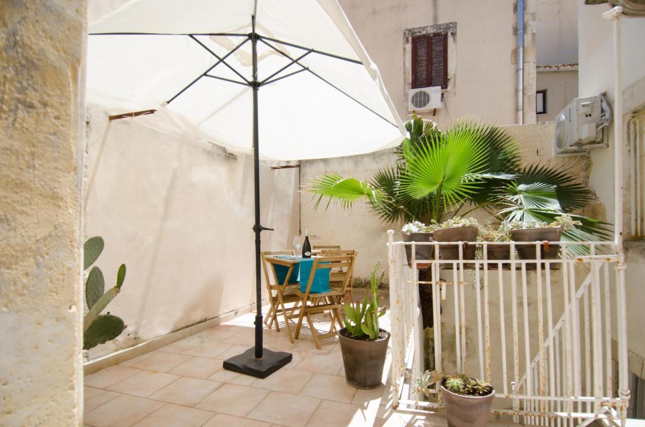 La Terrazza Di Archimede- Ortigia Holidays Syracuse Buitenkant foto